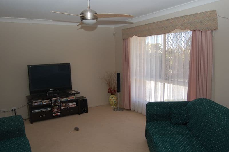 1  Nina Court, CRESTMEAD QLD 4132, Crestmead - Thumbnail 3