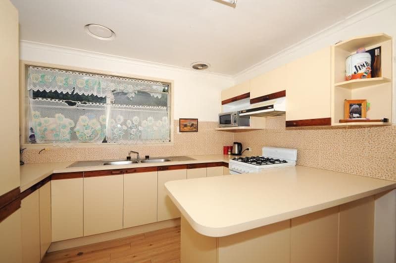 13 Bursaria Crescent, Frankston North VIC 3200, Frankston North - Thumbnail 2