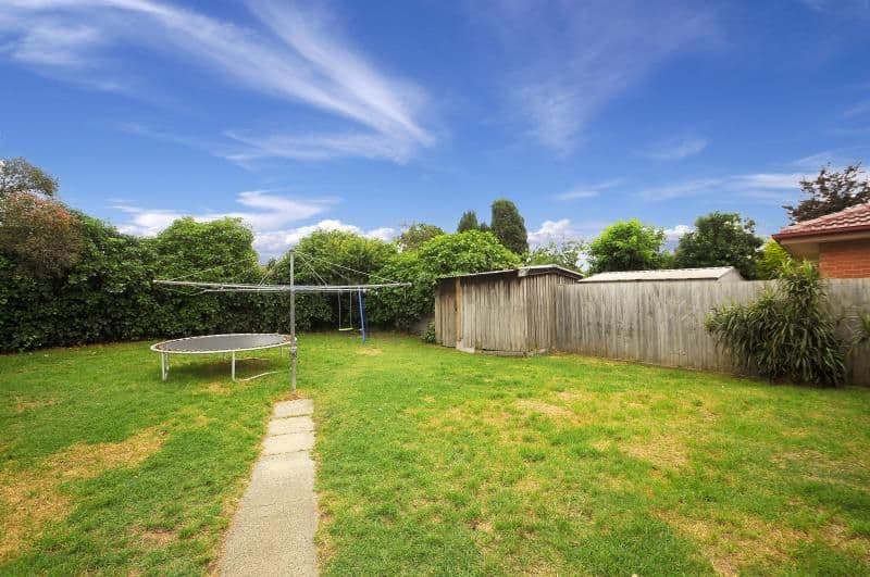 13 Bursaria Crescent, Frankston North VIC 3200, Frankston North - Thumbnail 3