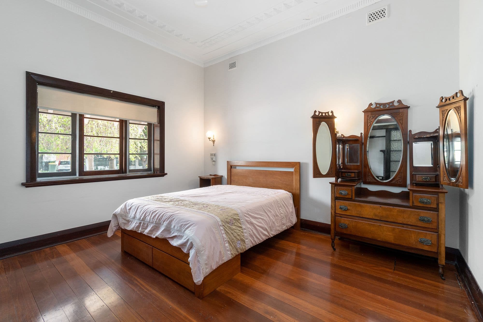29 Grosvenor Road, Bayswater WA 6053, Bayswater - Thumbnail 4