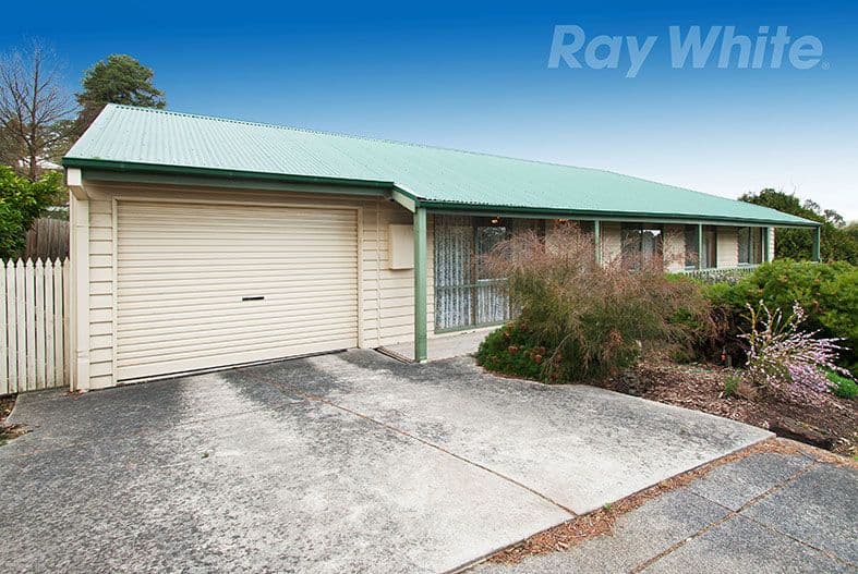 30 Glenview Road, Mount Evelyn VIC 3796, Mount Evelyn - Image 1