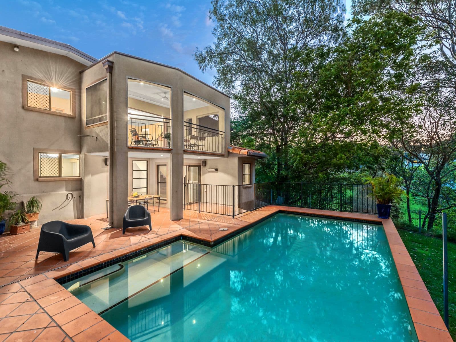 2 Aloomba Street, Balmoral QLD 4171, Balmoral - Image 1