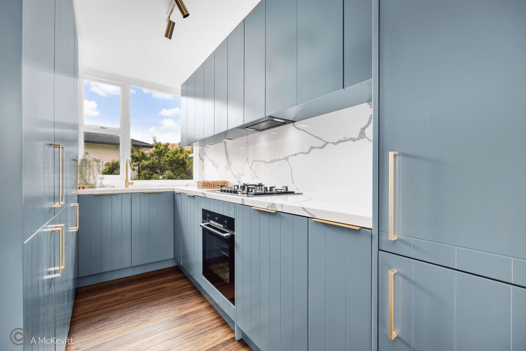 71 Bradleys Head Road, Mosman NSW 2088, Mosman - Thumbnail 2