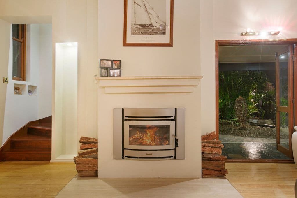 8 Deverton Court, Carindale QLD 4152, Carindale - Thumbnail 3