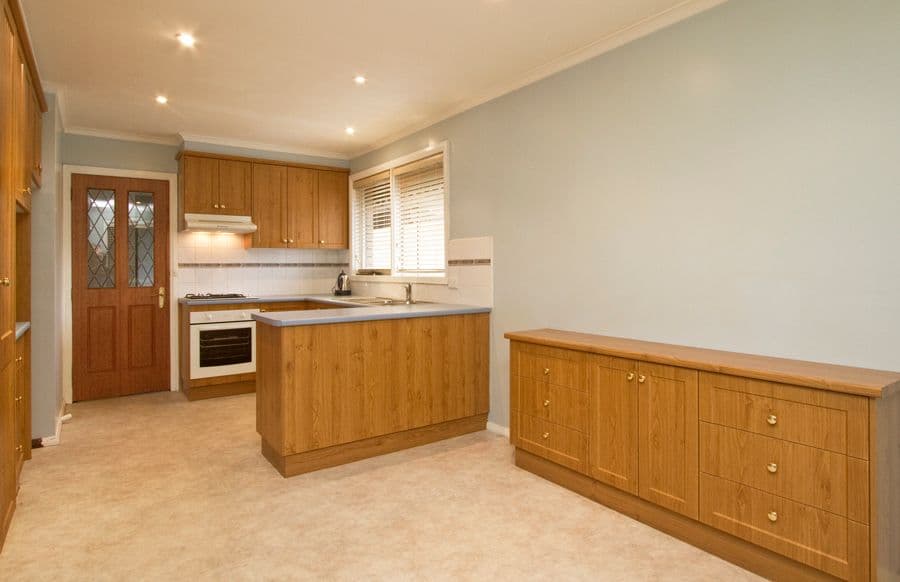 91 Sellars Street, WATSONIA NORTH VIC 3087, Watsonia North - Thumbnail 2