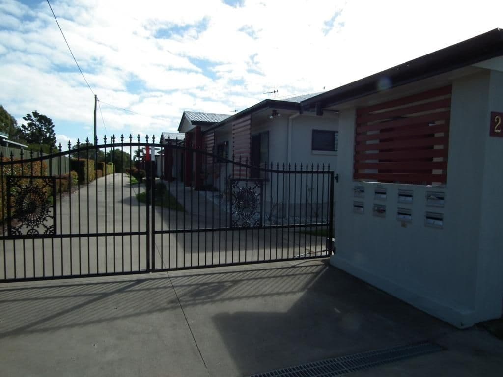 24 Wolseley Street, GRANVILLE QLD 4650, Granville - Thumbnail 2