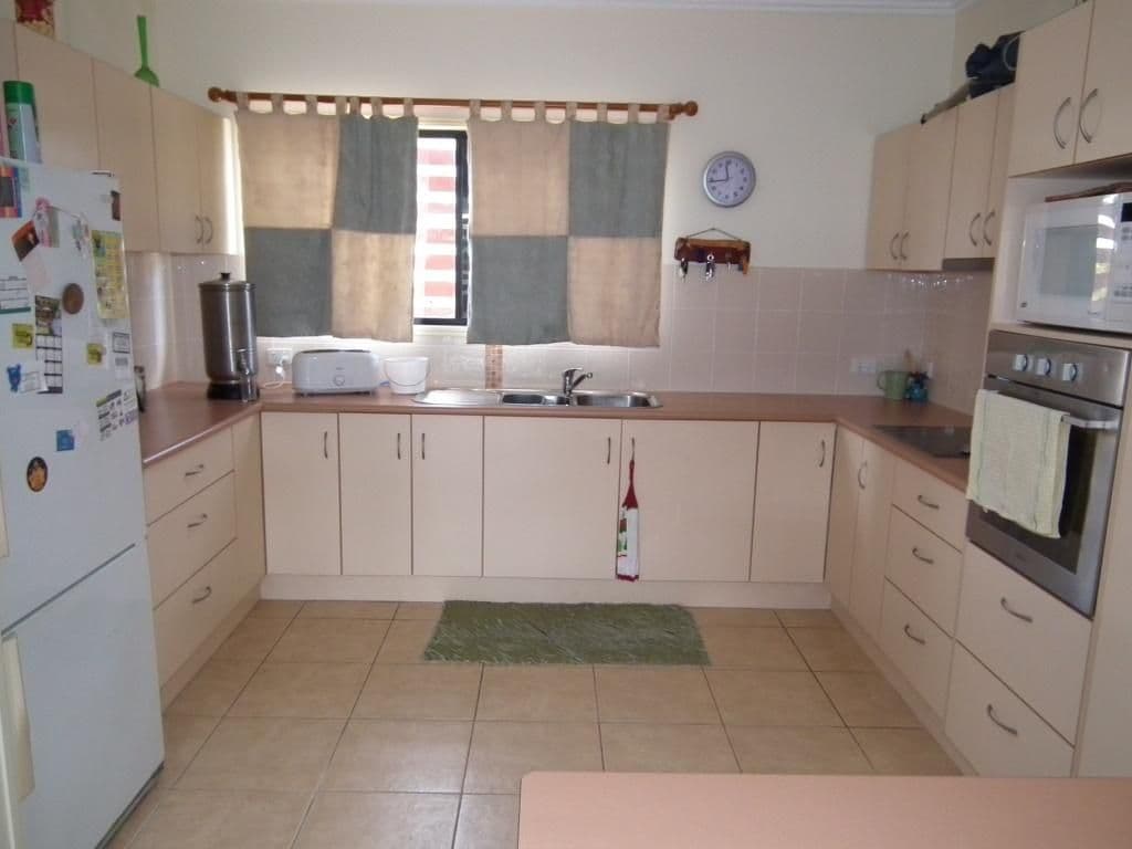 24 Wolseley Street, GRANVILLE QLD 4650, Granville - Thumbnail 6