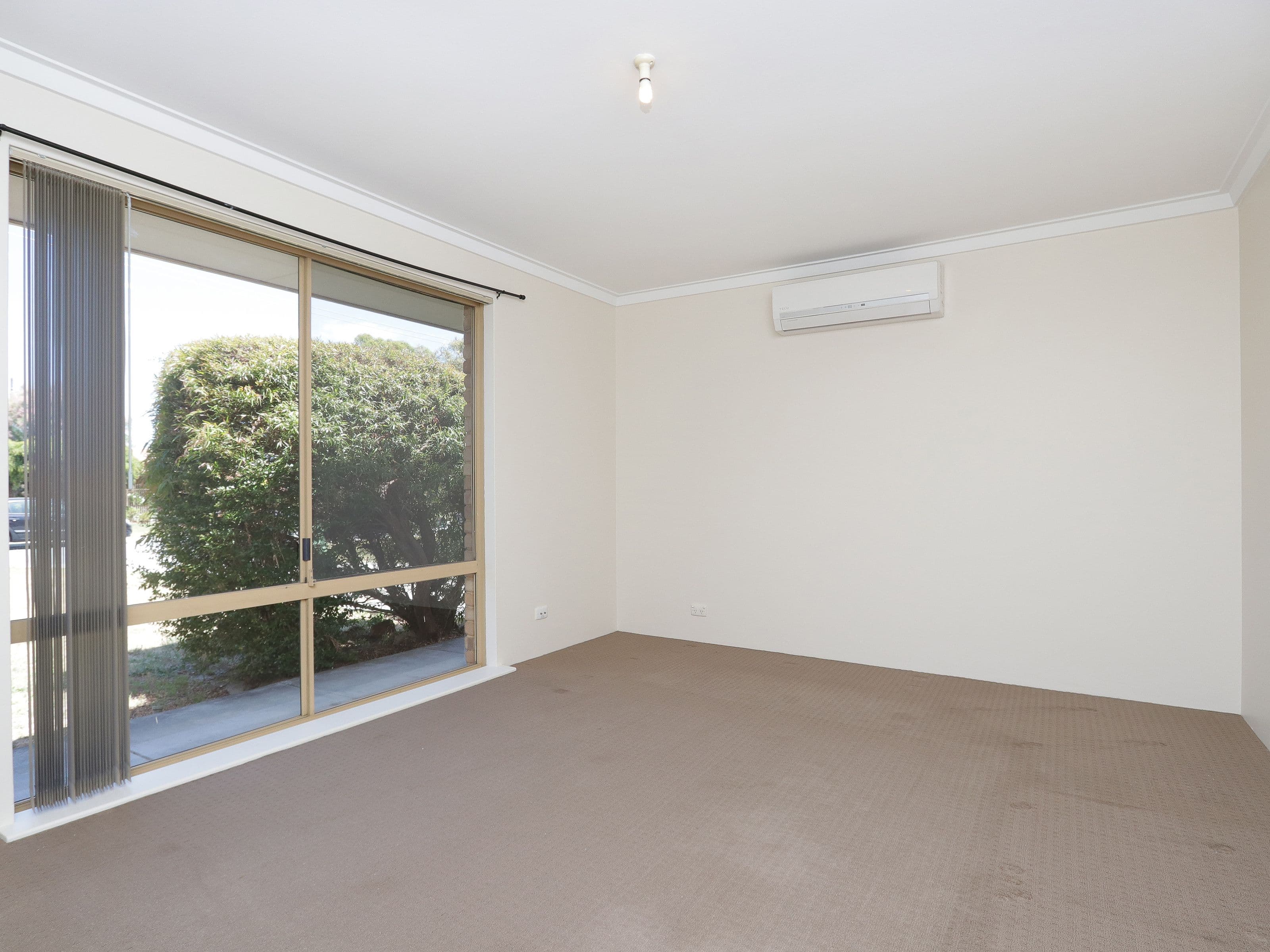 17 Quarram Way, Gosnells WA 6110, Gosnells - Thumbnail 3