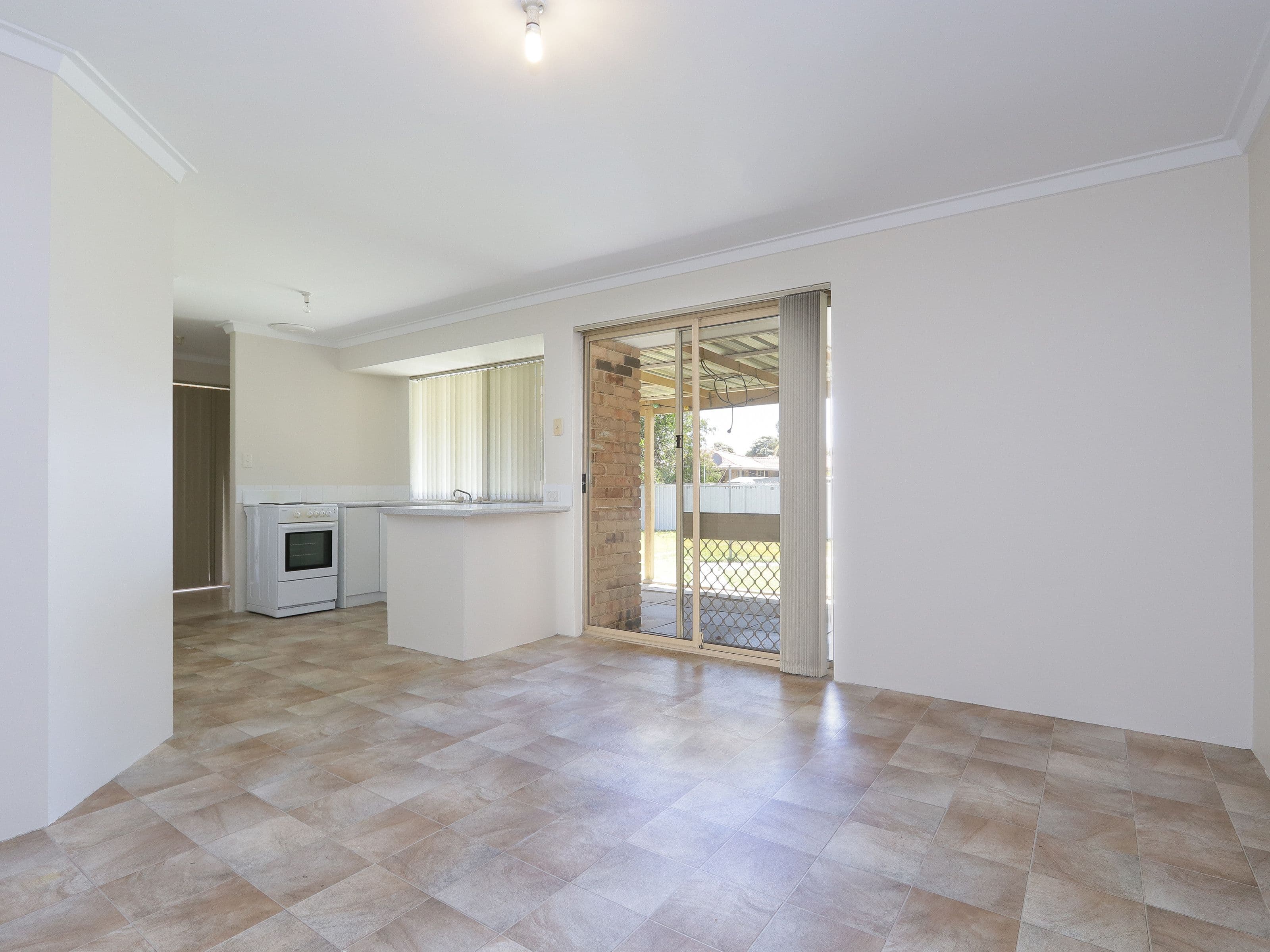 17 Quarram Way, Gosnells WA 6110, Gosnells - Thumbnail 7