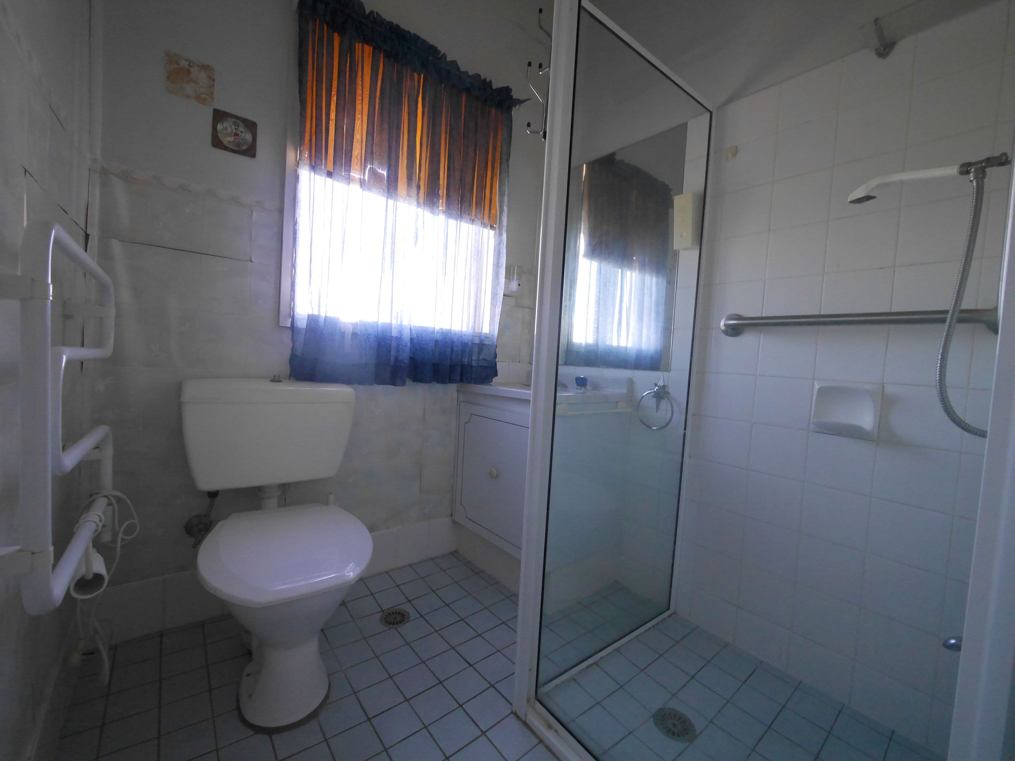 24 Macassar Street, Cowra - Thumbnail 4