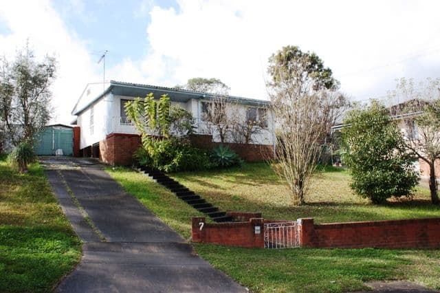7 Devon Place, BUSBY NSW 2168, Busby - Image 1