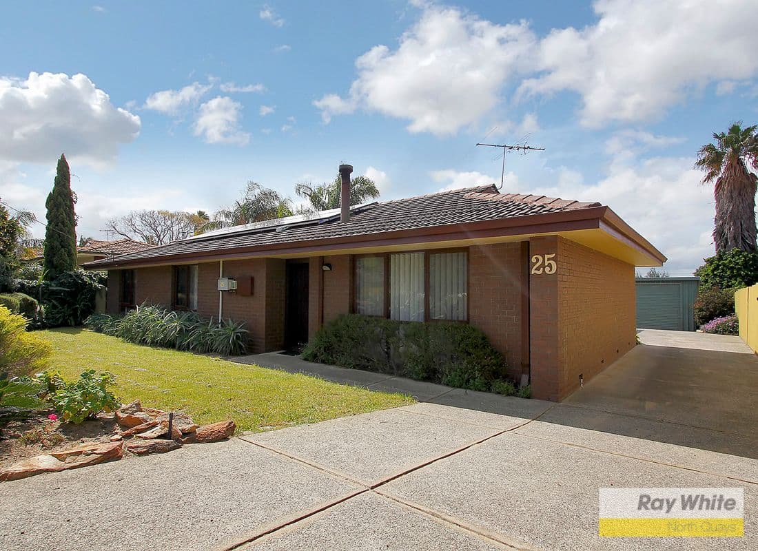 25 Garfield Way, GREENWOOD WA 6024, Greenwood - Thumbnail 2