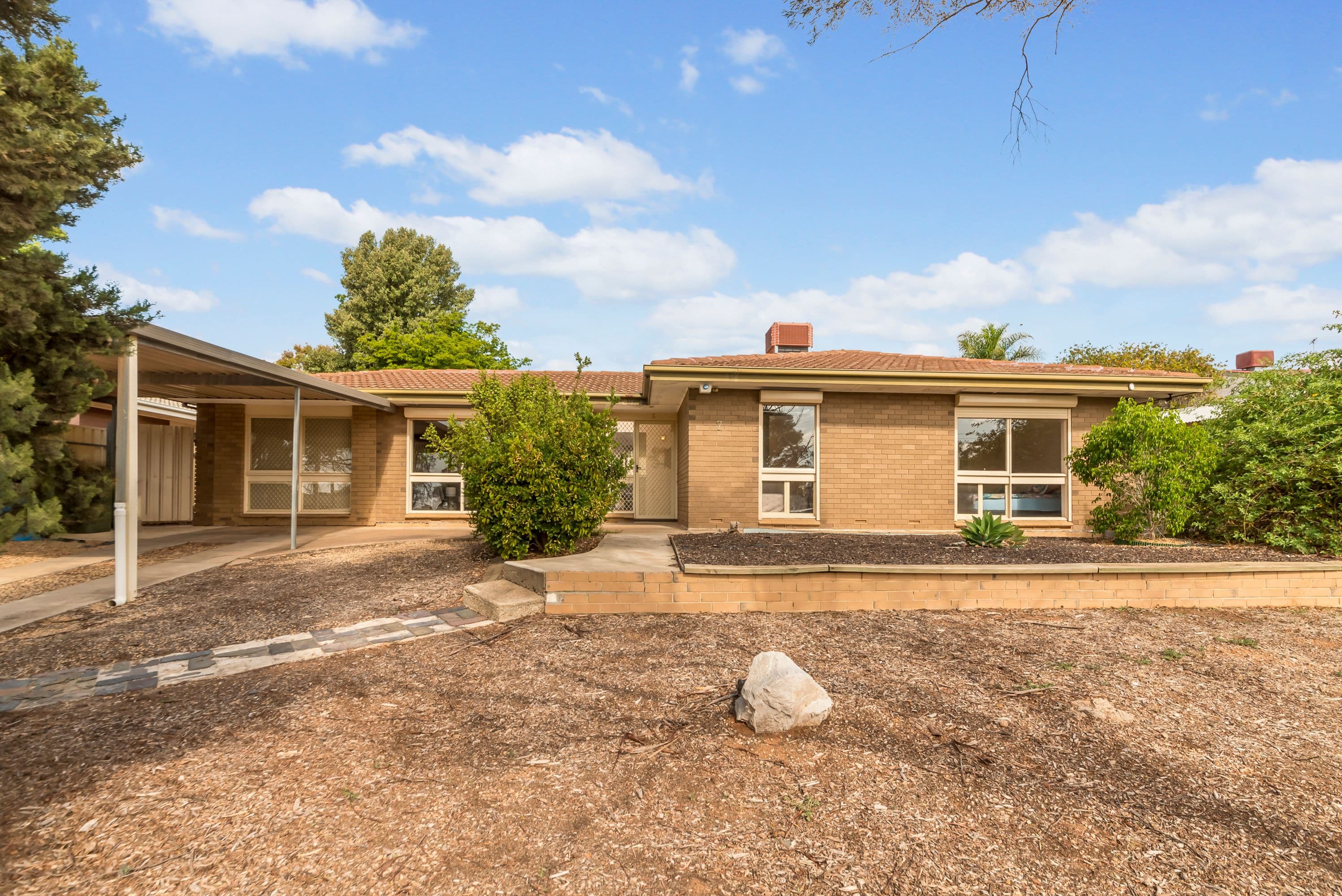 7 Rosewall Avenue, Gulfview Heights SA 5096, Gulfview Heights - Image 1