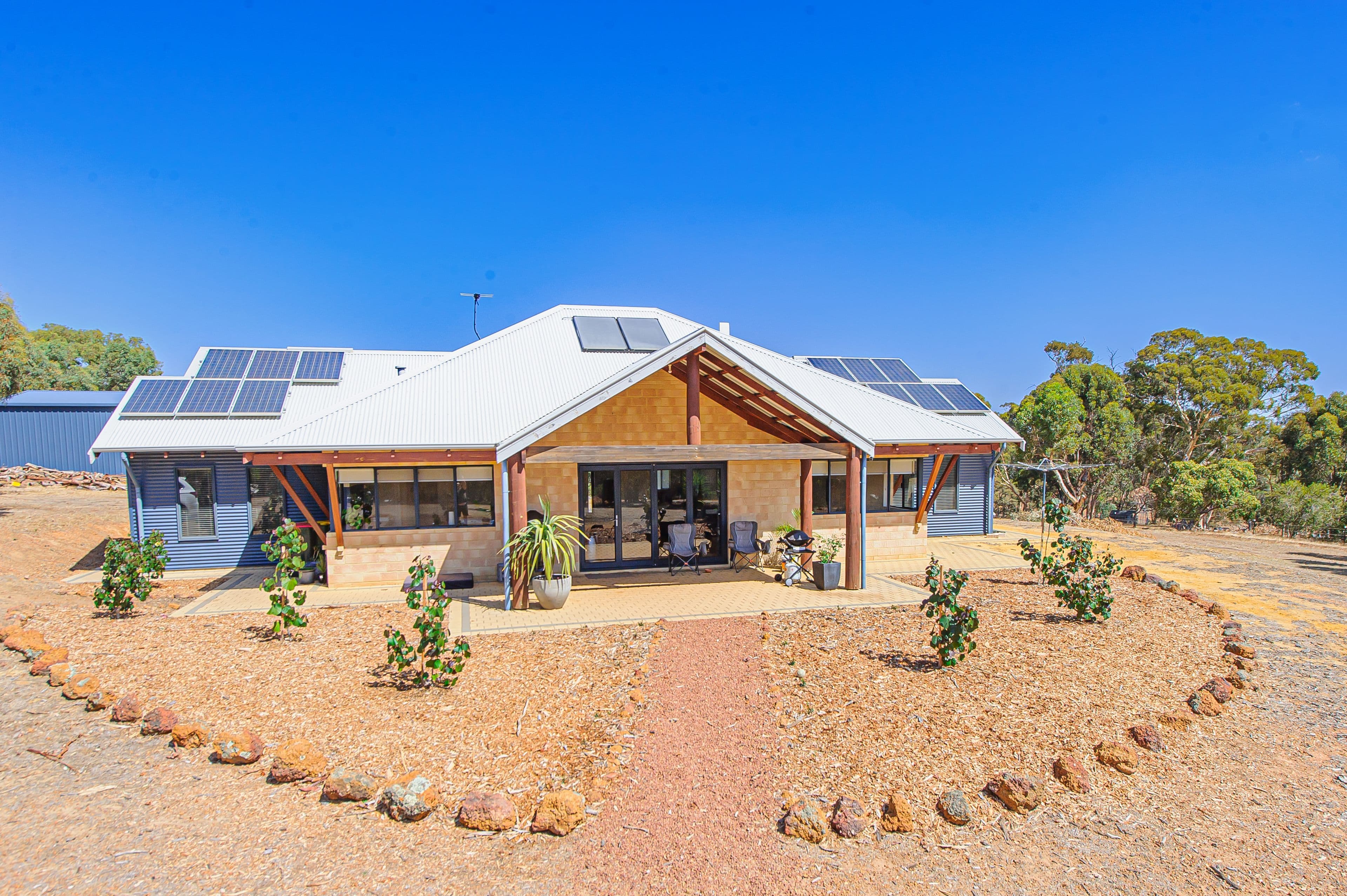32 Wisteria Way, Chittering WA 6084, Chittering - Thumbnail 2