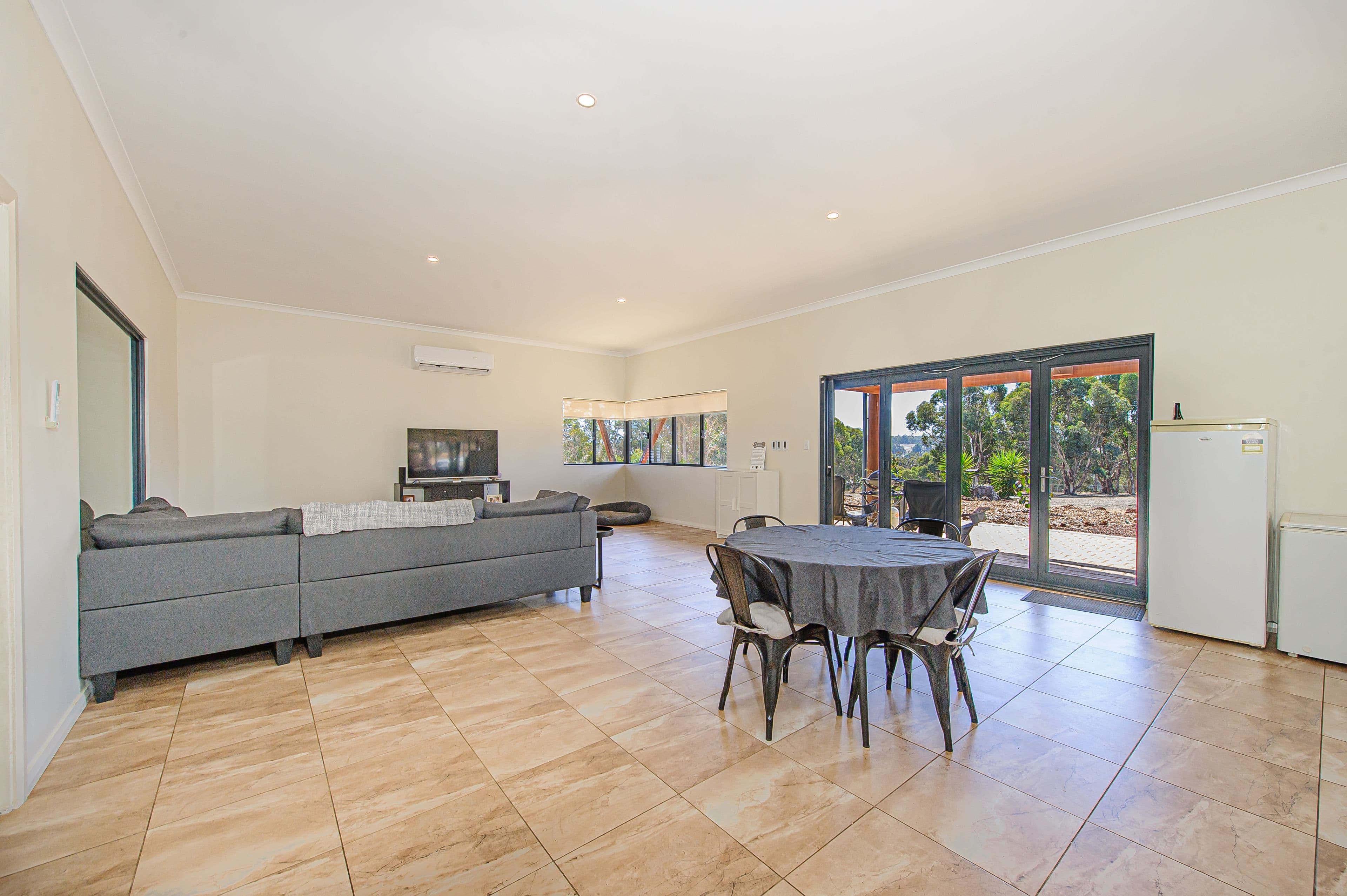 32 Wisteria Way, Chittering WA 6084, Chittering - Thumbnail 6