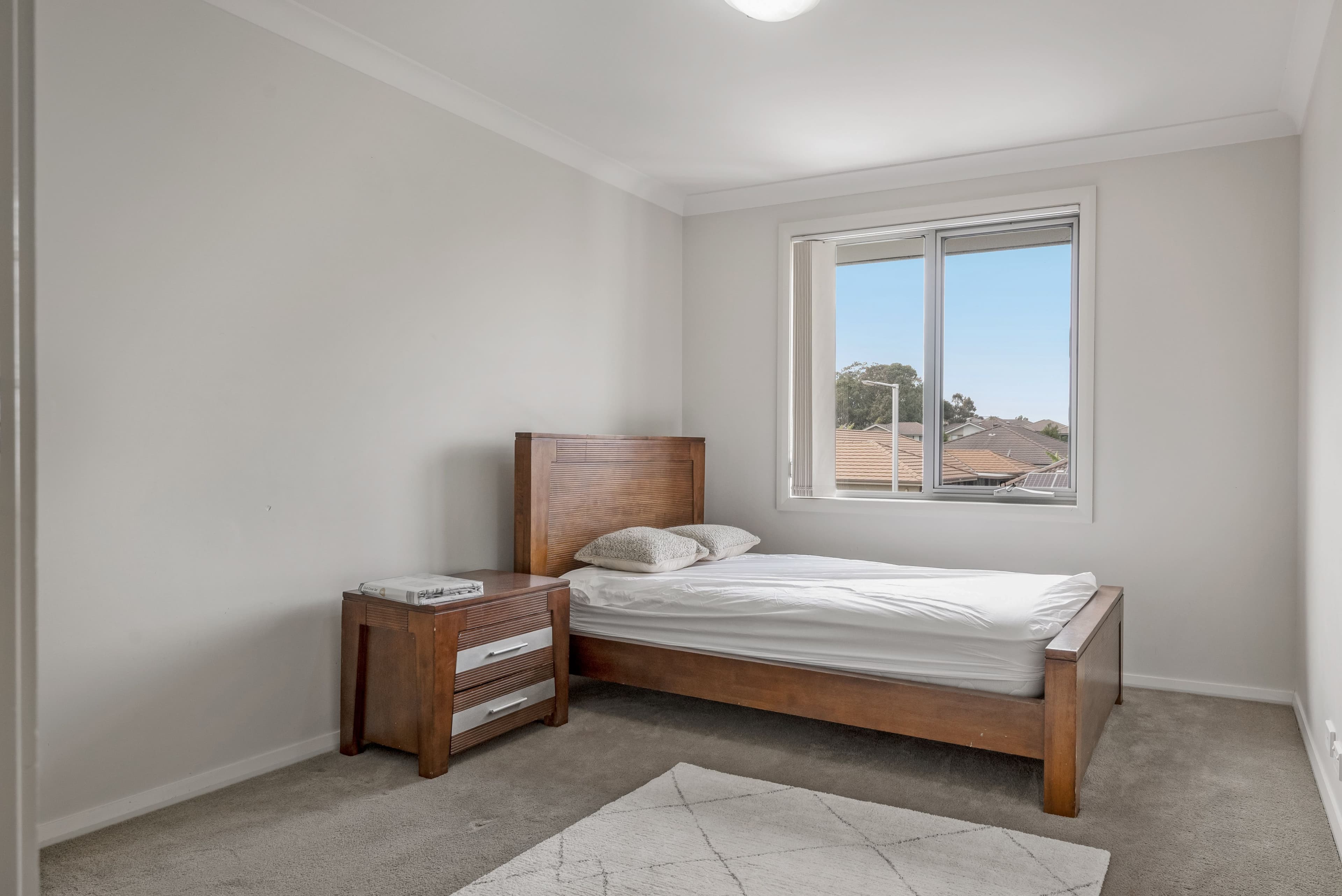 37 Sovereign Circuit, Glenfield NSW 2167, Glenfield - Thumbnail 7
