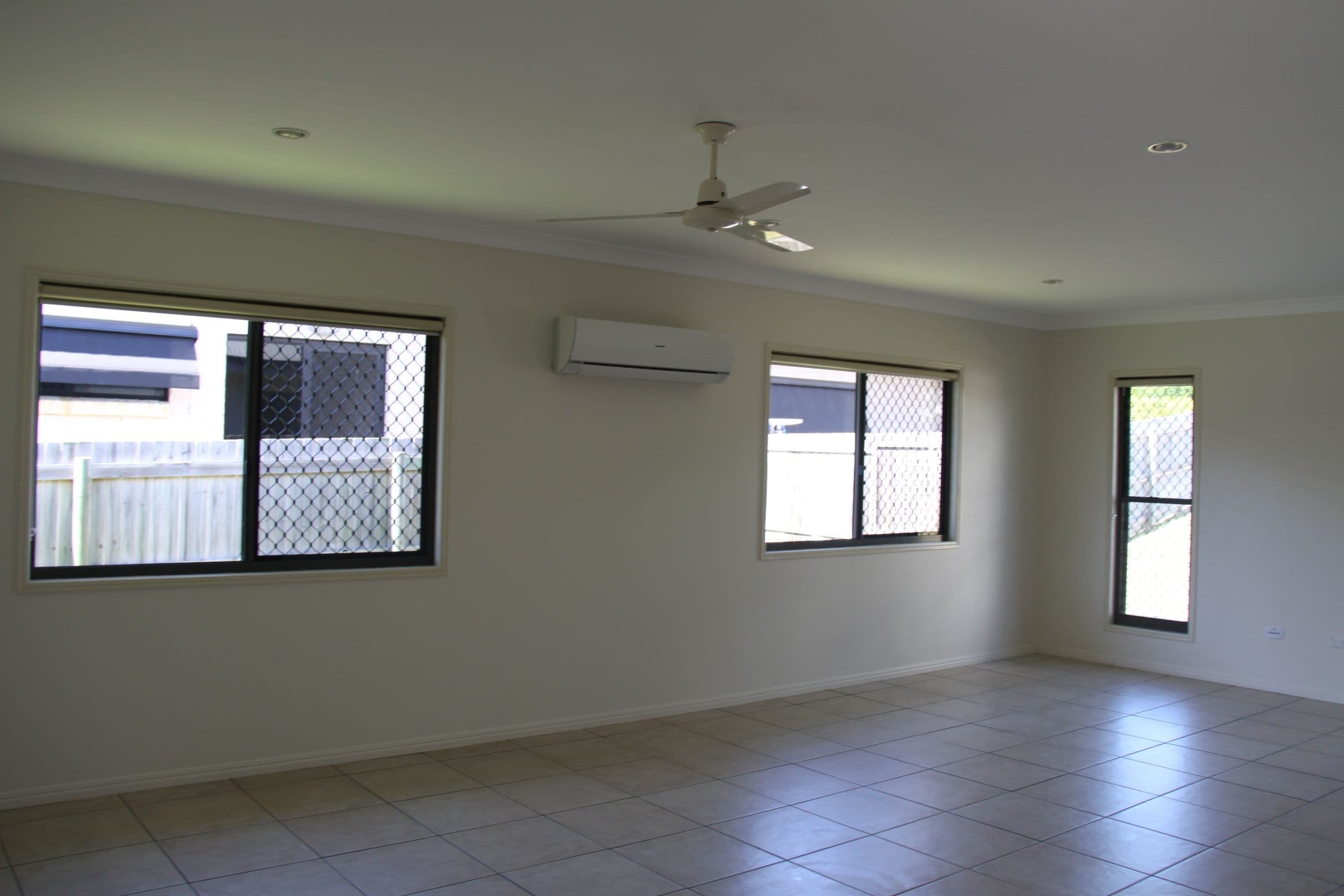 19 Longreach Court, Tannum Sands QLD 4680, Tannum Sands - Thumbnail 2