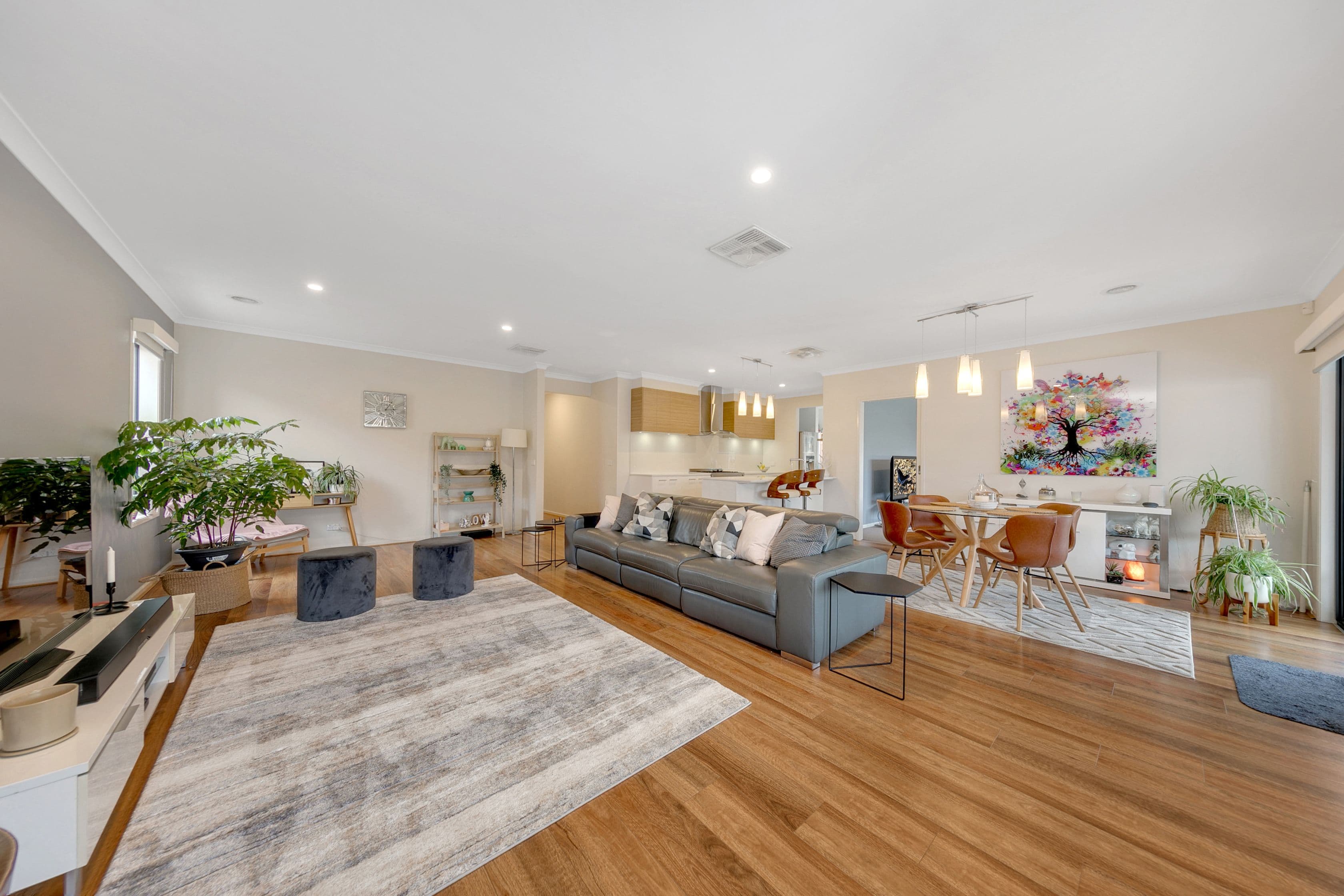 13 Crossing Road, Mernda VIC 3754, Mernda - Thumbnail 3