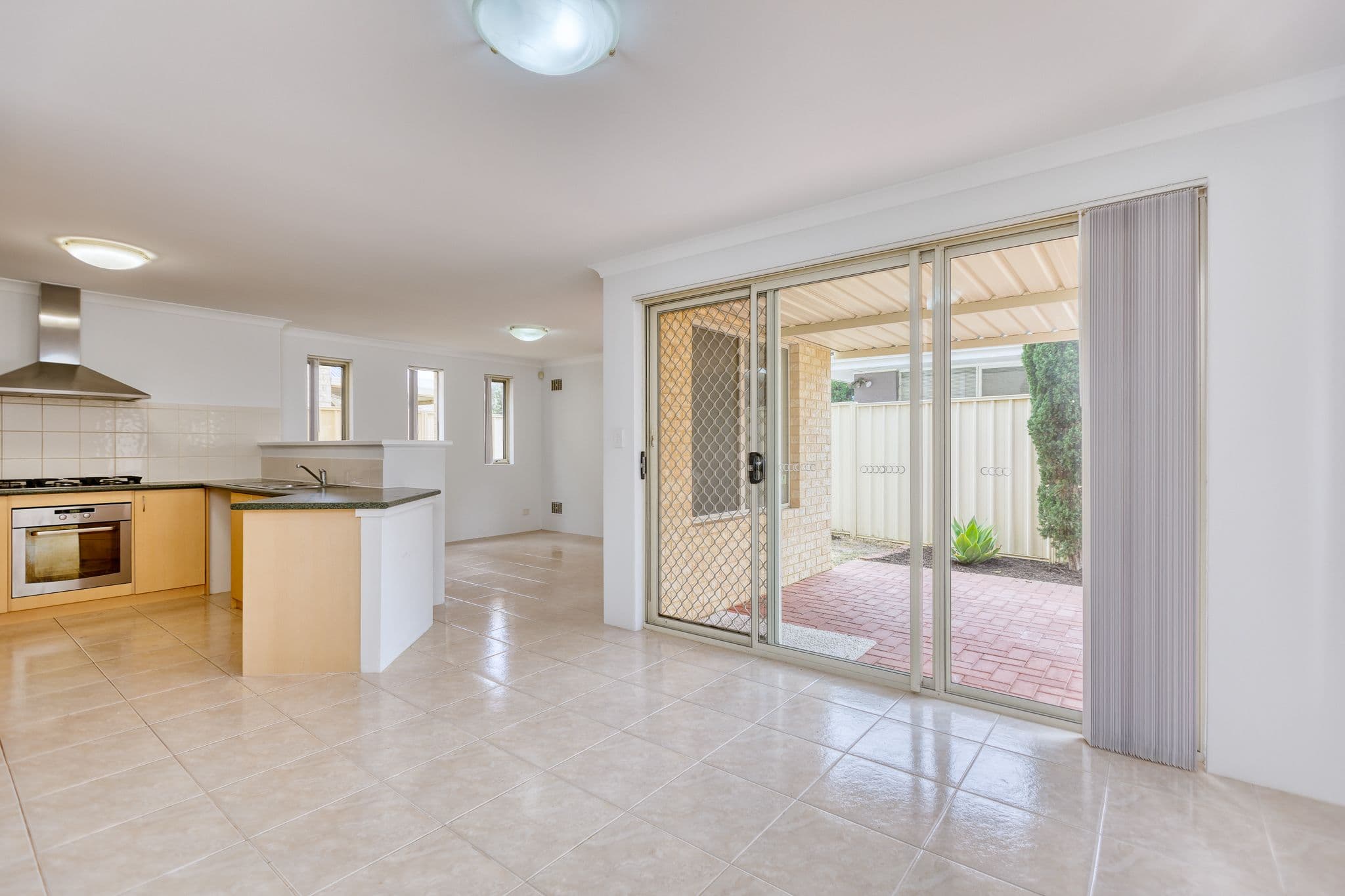 30 Beverley Place, Cloverdale WA 6105, Cloverdale - Thumbnail 3