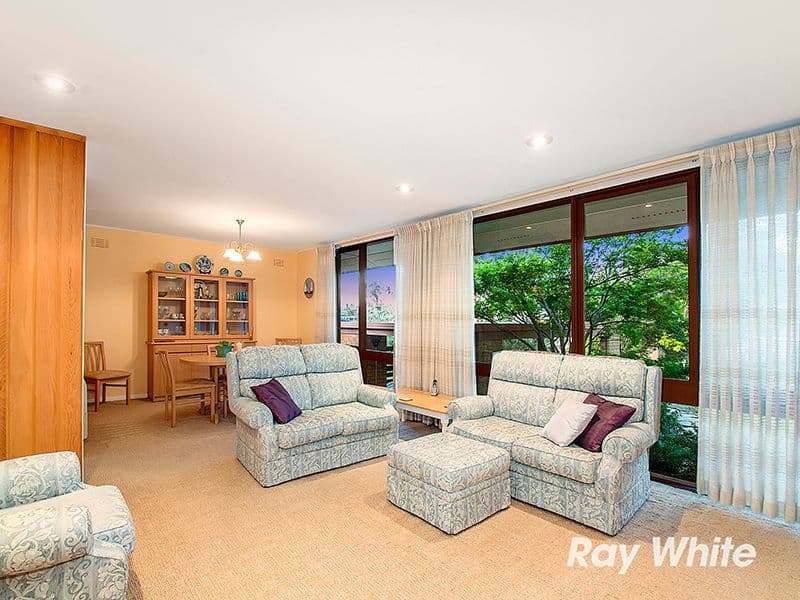24 Benwerrin Avenue, Baulkham Hills - Thumbnail 3
