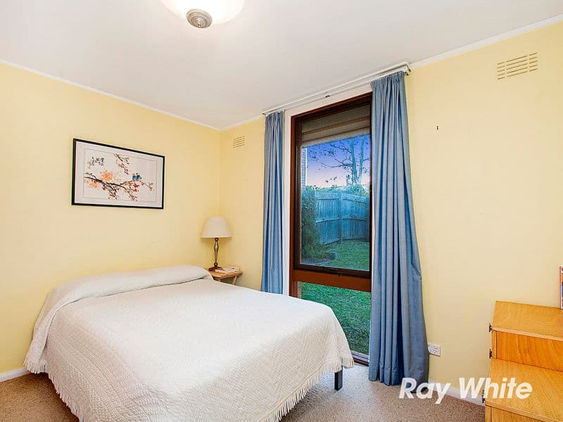 24 Benwerrin Avenue, Baulkham Hills - Thumbnail 4