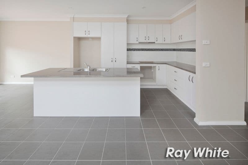 22 Daly Street, Frankston VIC 3199, Frankston - Thumbnail 2