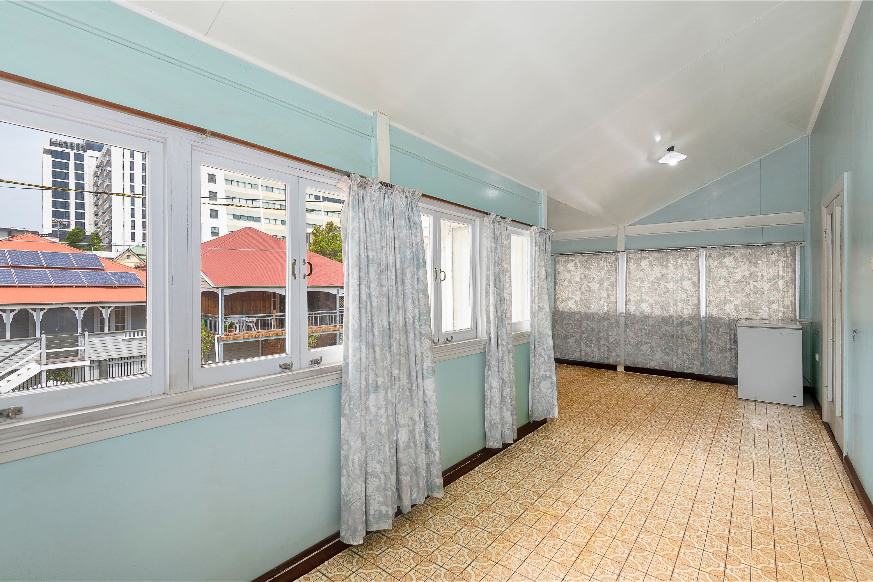 24 Torrington Street, Spring Hill QLD 4000, Spring Hill - Thumbnail 4