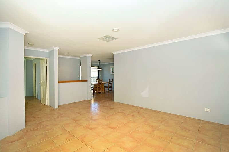39 Vaucluse Crescent, Ellenbrook WA 6069, Ellenbrook - Thumbnail 4