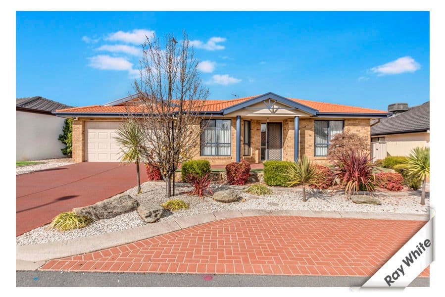18 Oxenham Circuit, Gordon ACT 2906, Gordon - Image 1