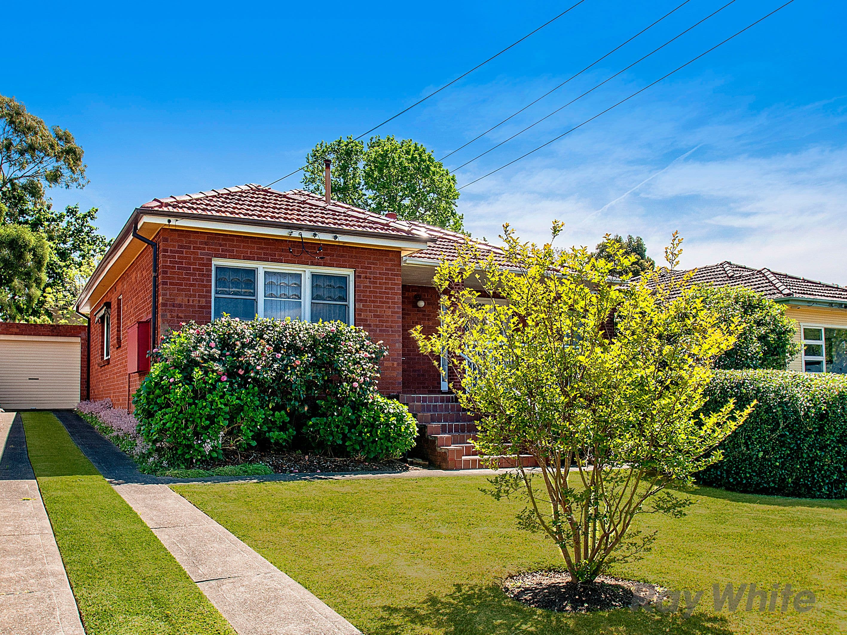 8 Robin Street, Carlingford - Image 1
