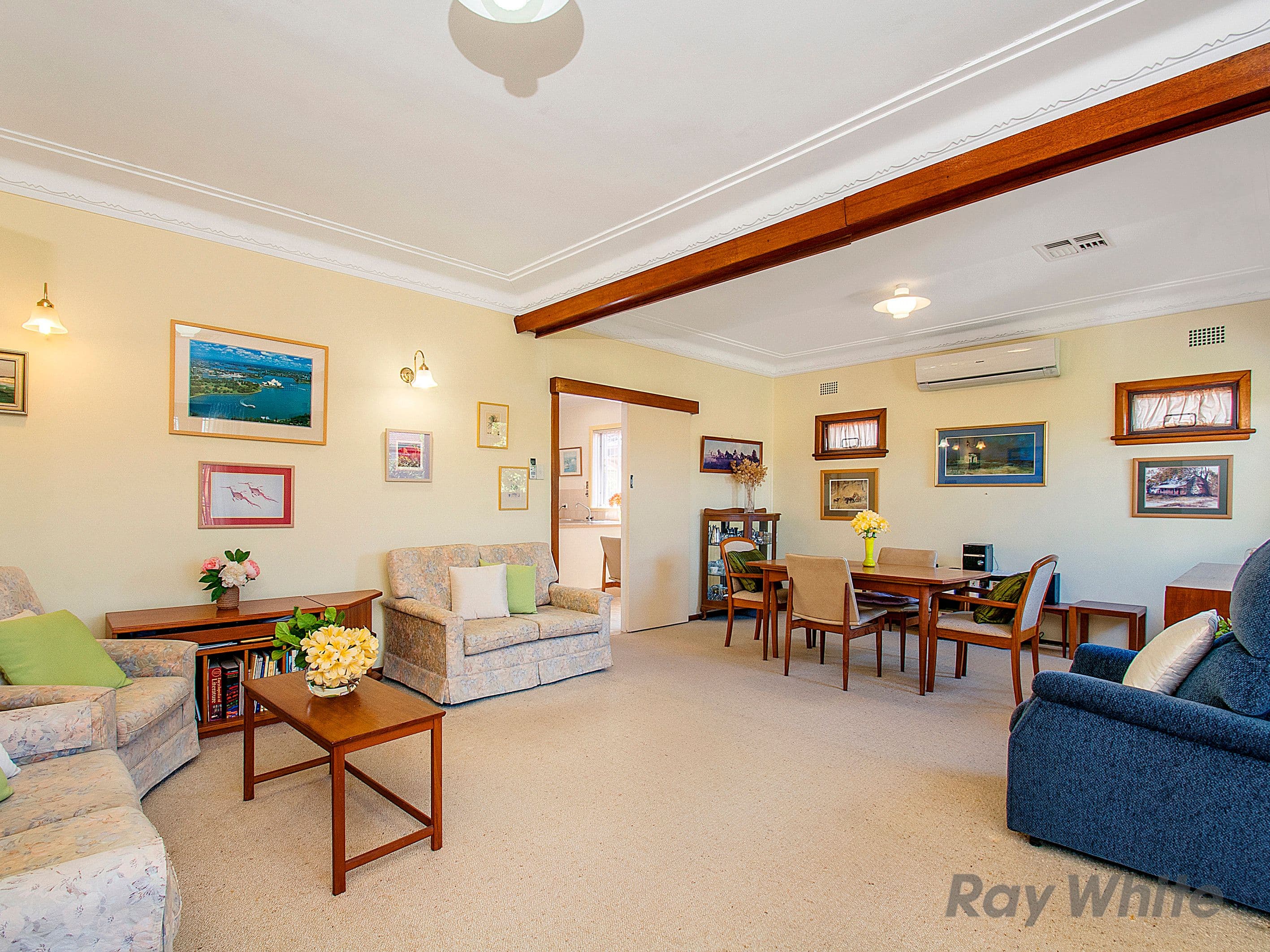 8 Robin Street, Carlingford - Thumbnail 2
