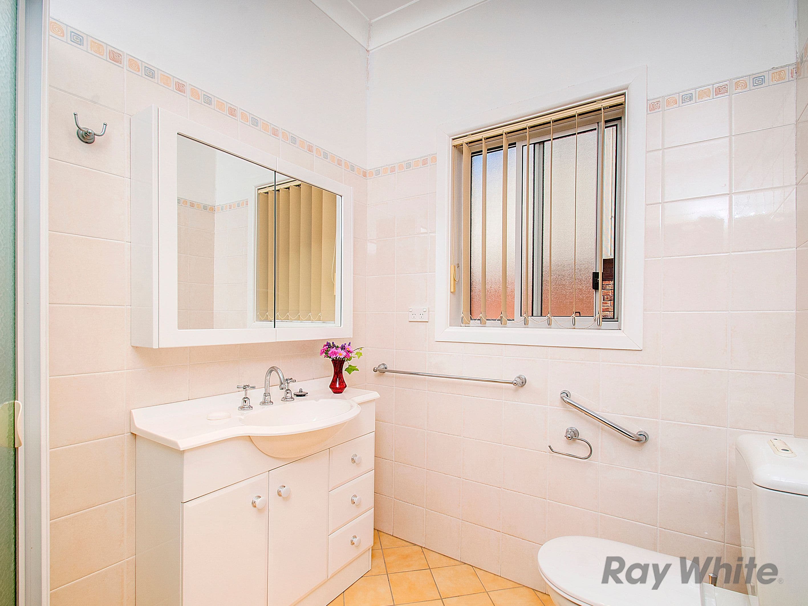 8 Robin Street, Carlingford - Thumbnail 7