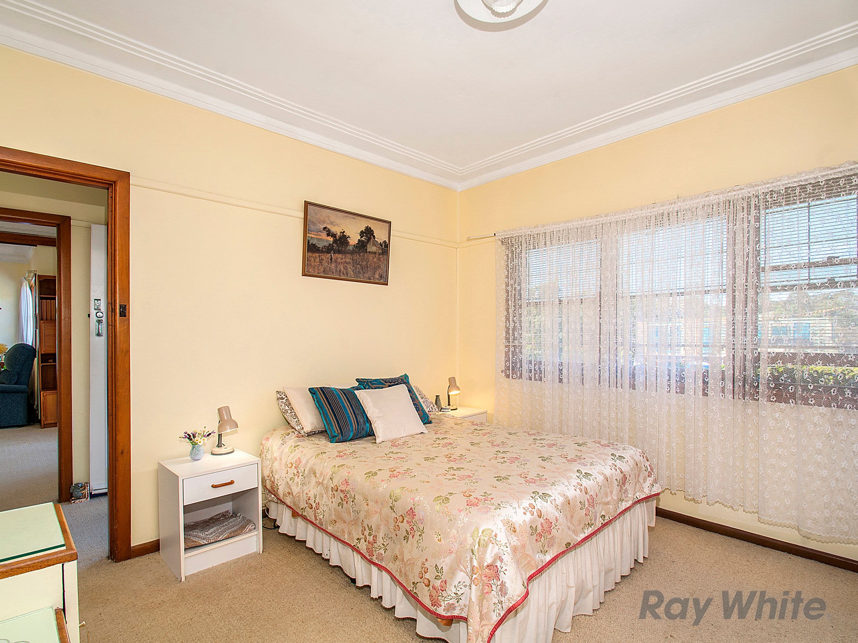 8 Robin Street, Carlingford - Thumbnail 8