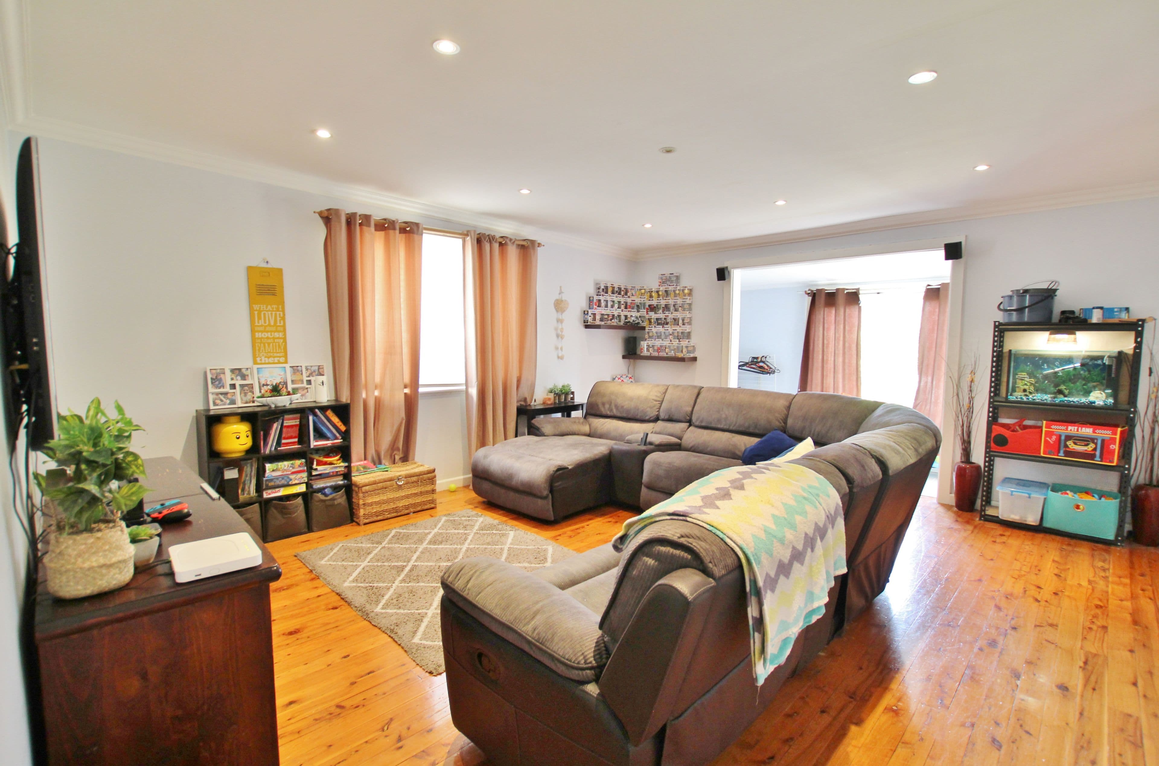 18 Brock Street, Young NSW 2594, Young - Thumbnail 3