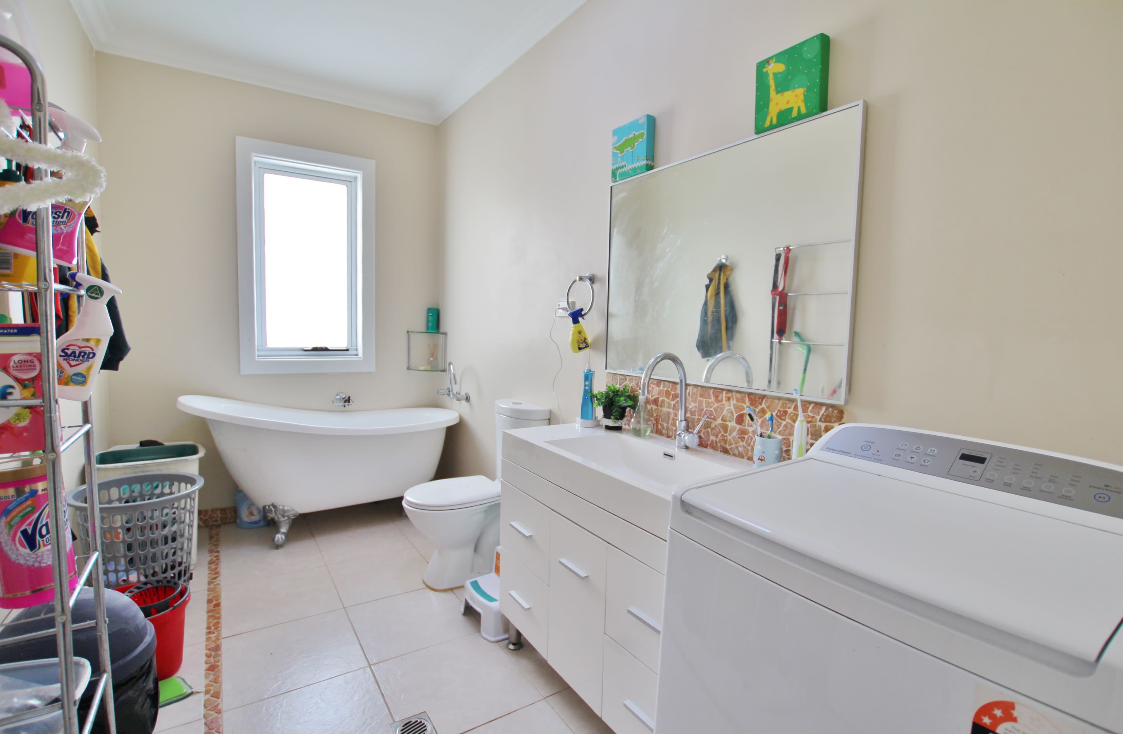 18 Brock Street, Young NSW 2594, Young - Thumbnail 7
