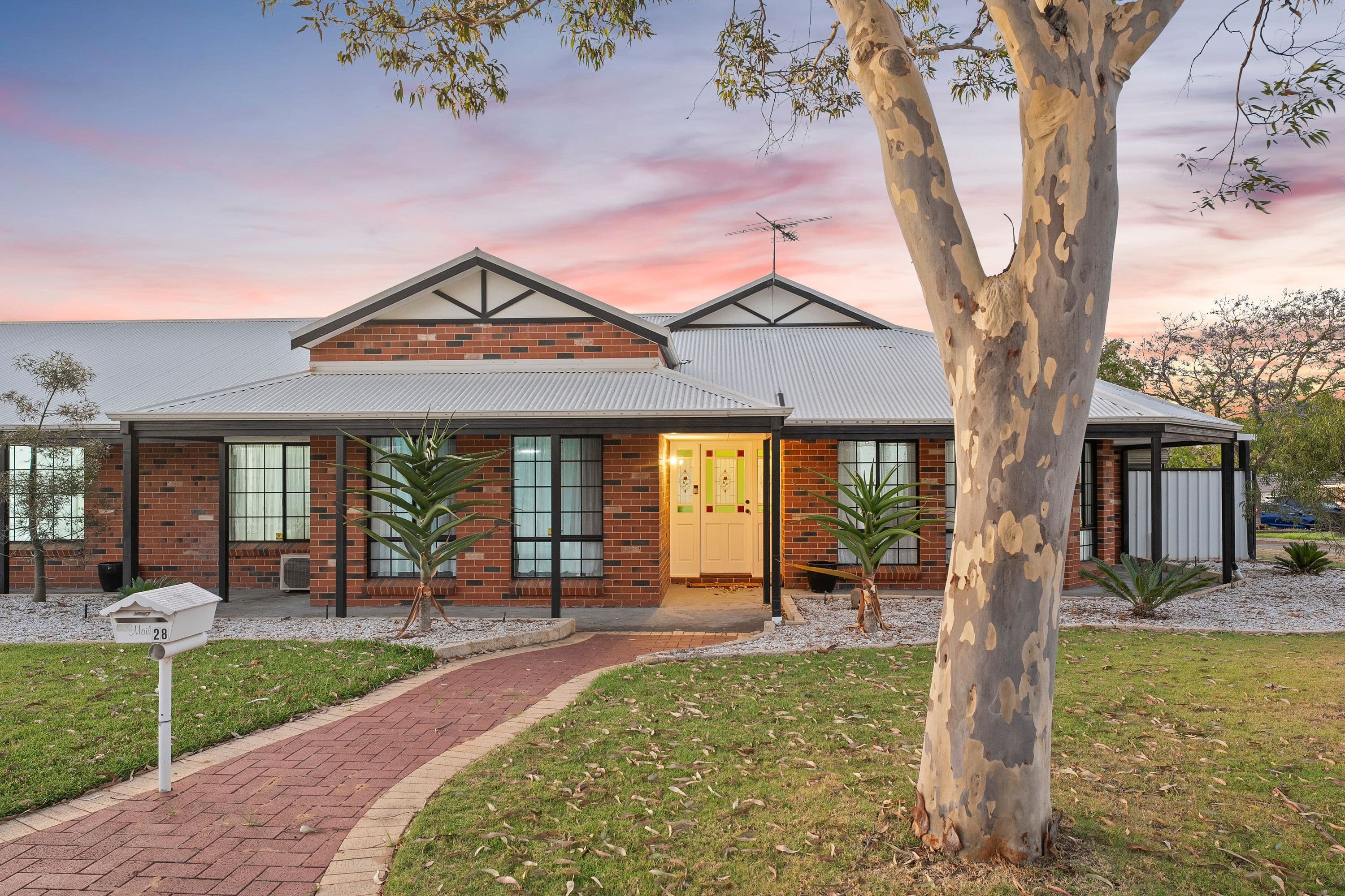 28 Sibley Ramble, Baldivis WA 6171, Baldivis - Thumbnail 3