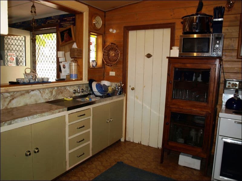 12 North Street, KOROIT VIC 3282, Koroit - Thumbnail 2