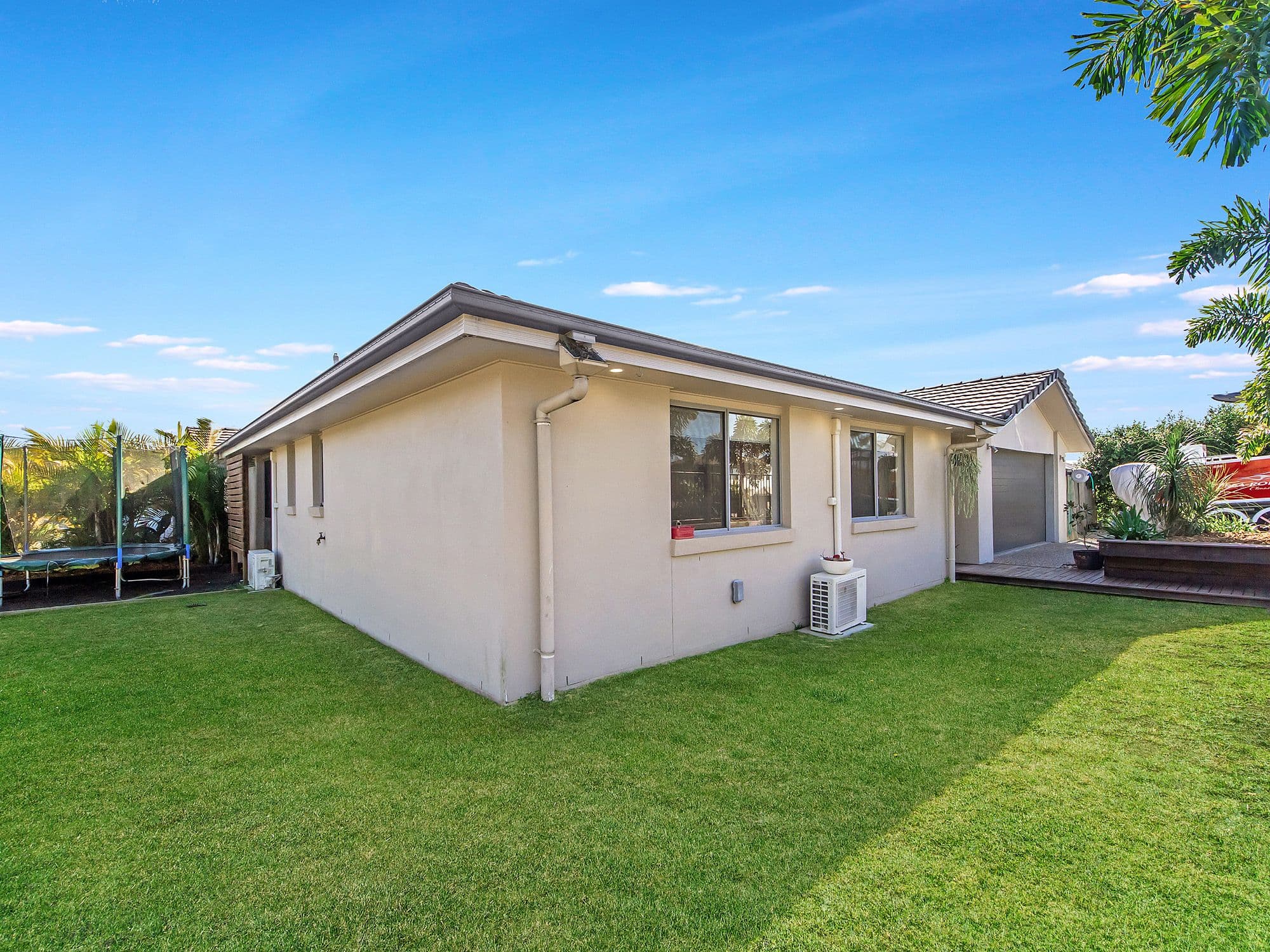 5 Gascoyne Street, Pacific Pines QLD 4211, Pacific Pines - Thumbnail 2