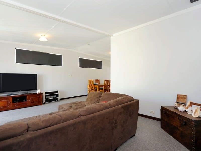 28 Griggs Way, ROCKINGHAM WA 6168, Rockingham - Thumbnail 5