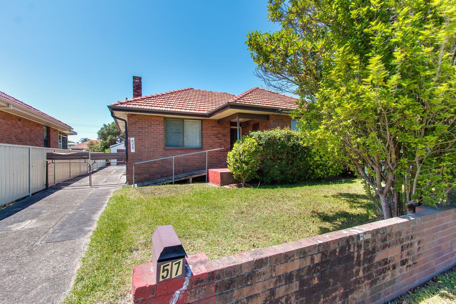 57 Fifth Street, Boolaroo - Thumbnail 2