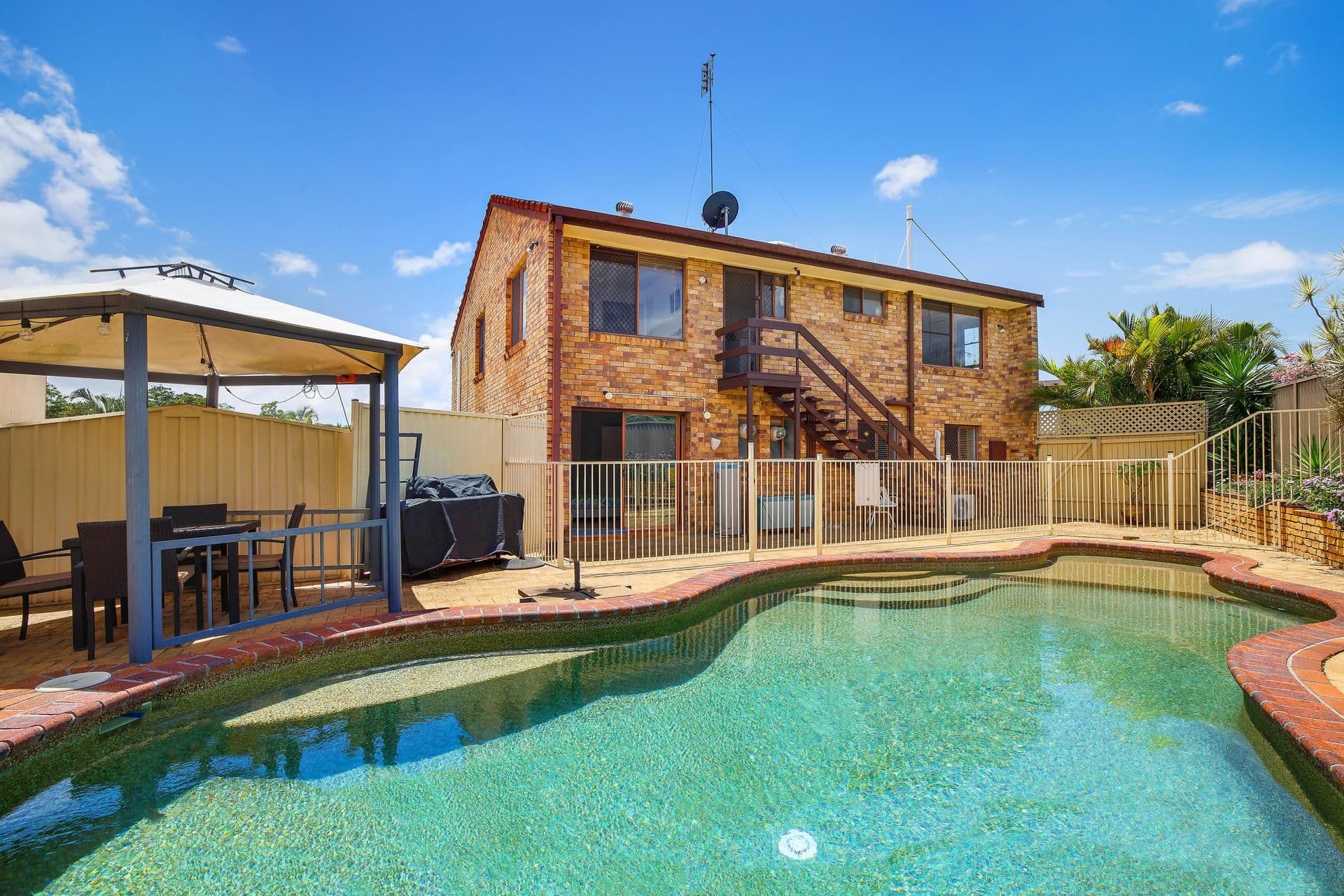 8 Penelope Court, Benowa QLD 4217, Benowa - Thumbnail 3