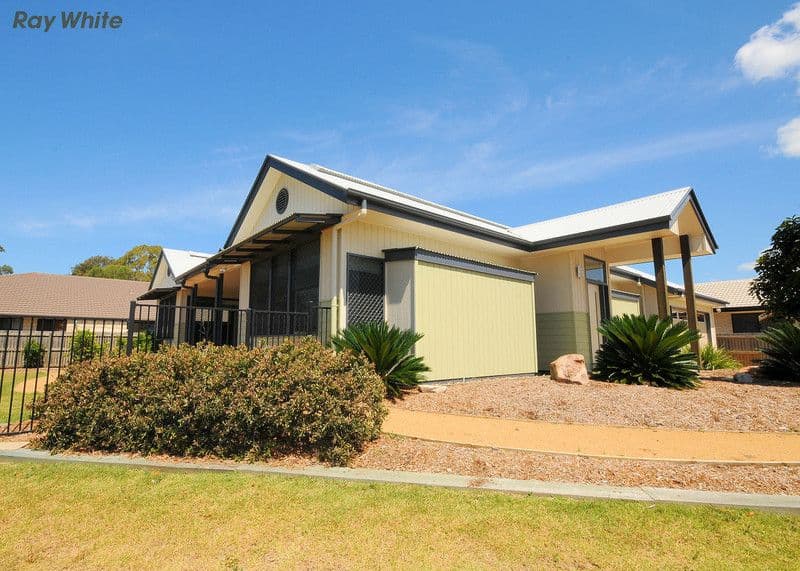 44 Honiton Street, TORQUAY QLD 4655, Torquay - Thumbnail 2