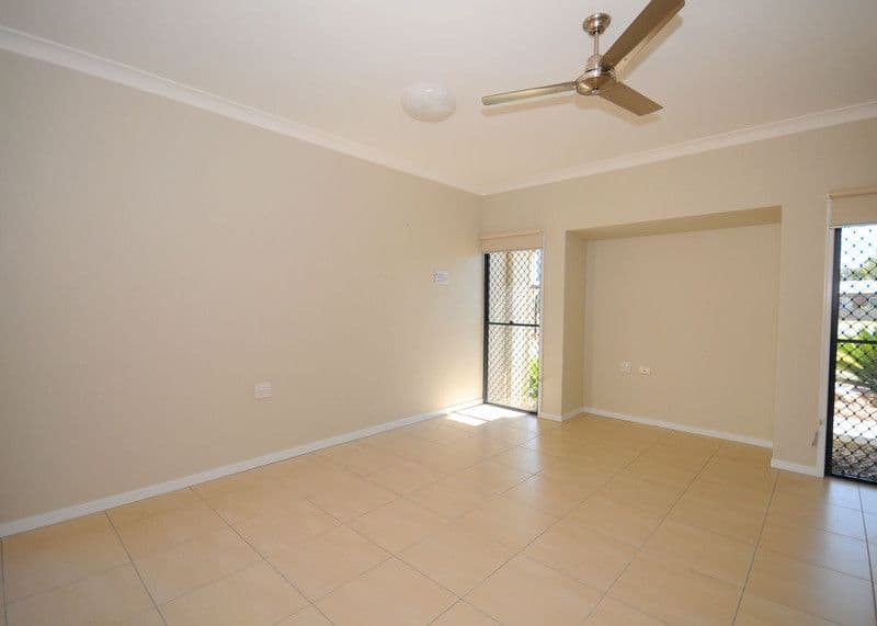44 Honiton Street, TORQUAY QLD 4655, Torquay - Thumbnail 8