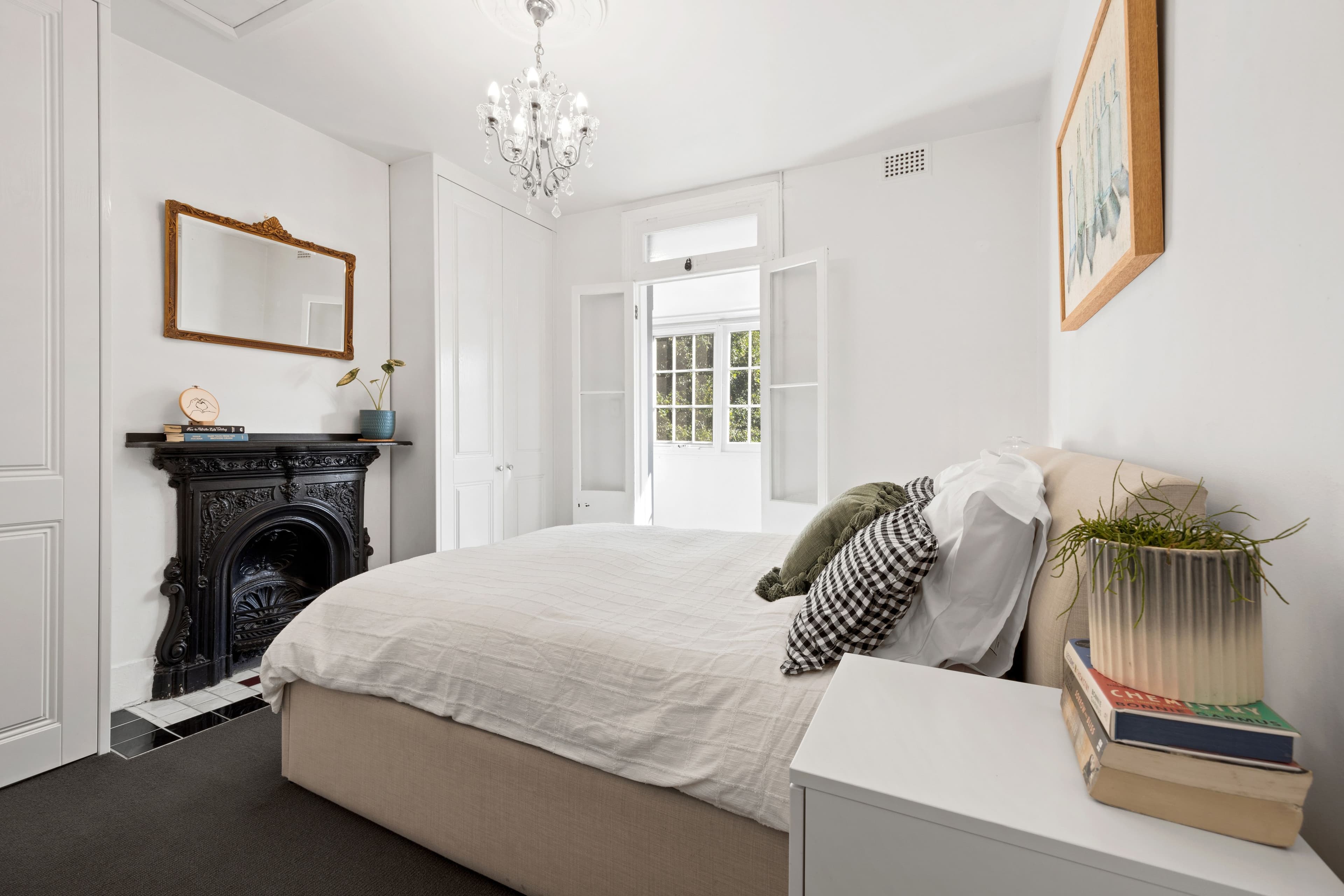 41 Newington Road, Marrickville NSW 2204, Marrickville - Thumbnail 2