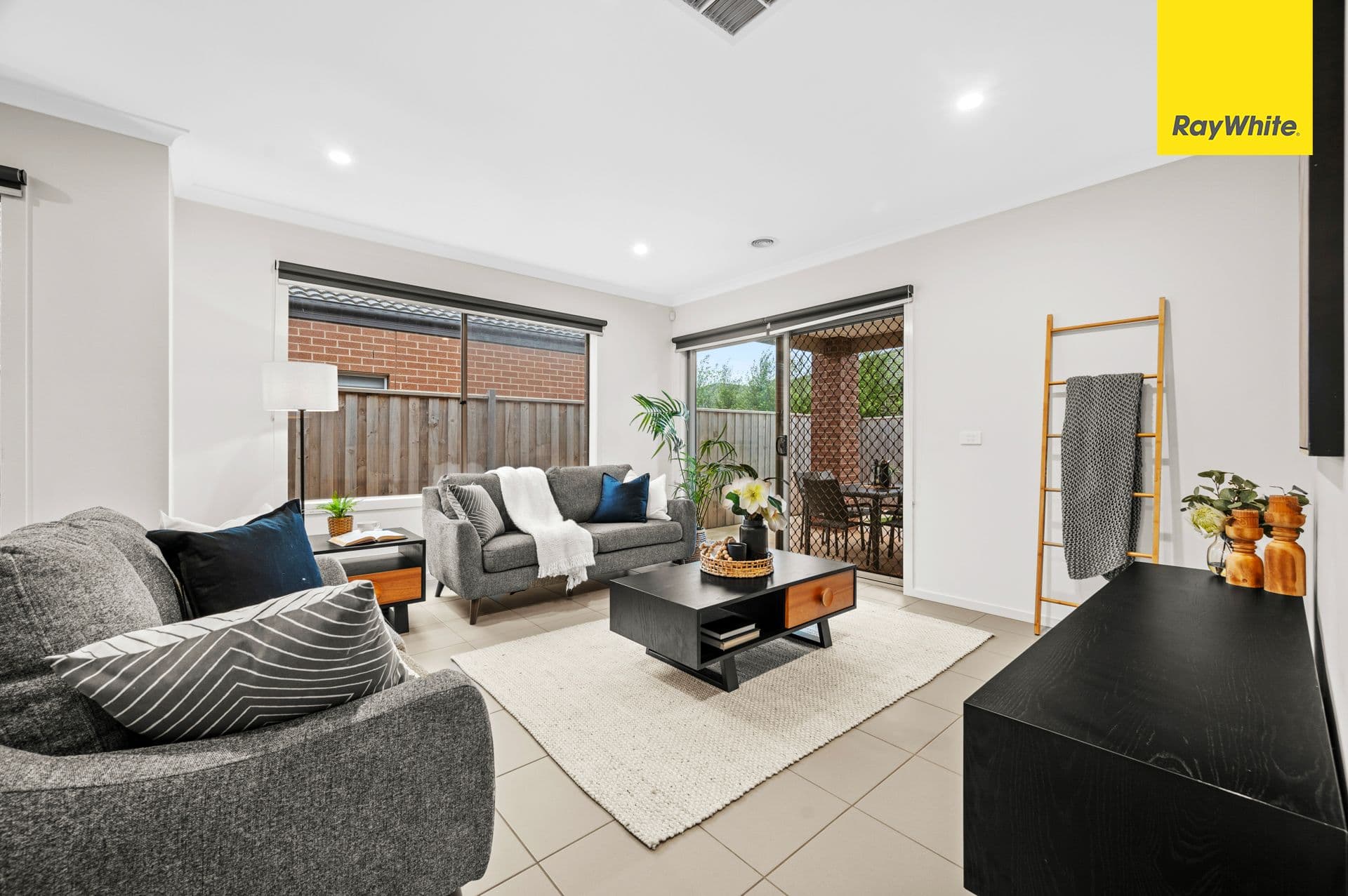 9 Morningside Drive, THORNHILL PARK VIC 3335, Thornhill Park - Thumbnail 8