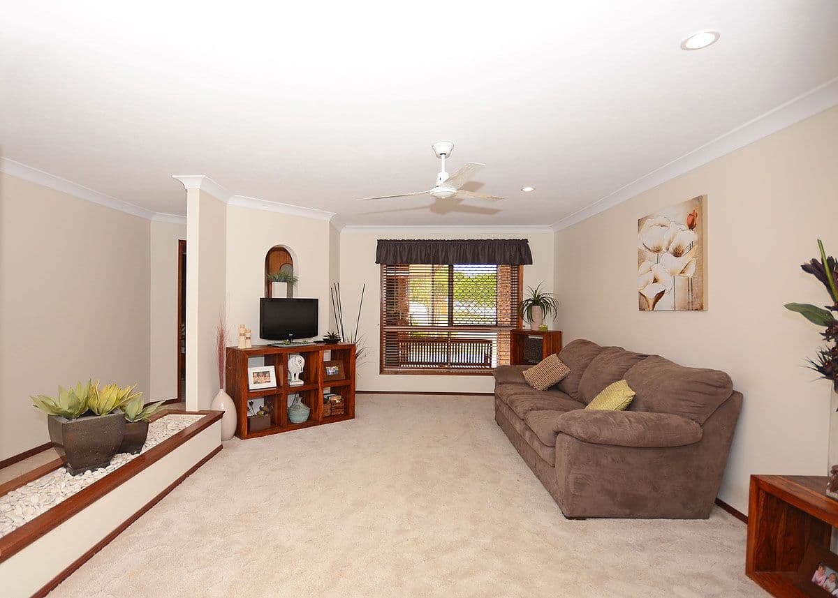 57 Oleander Avenue, KAWUNGAN QLD 4655, Kawungan - Thumbnail 5