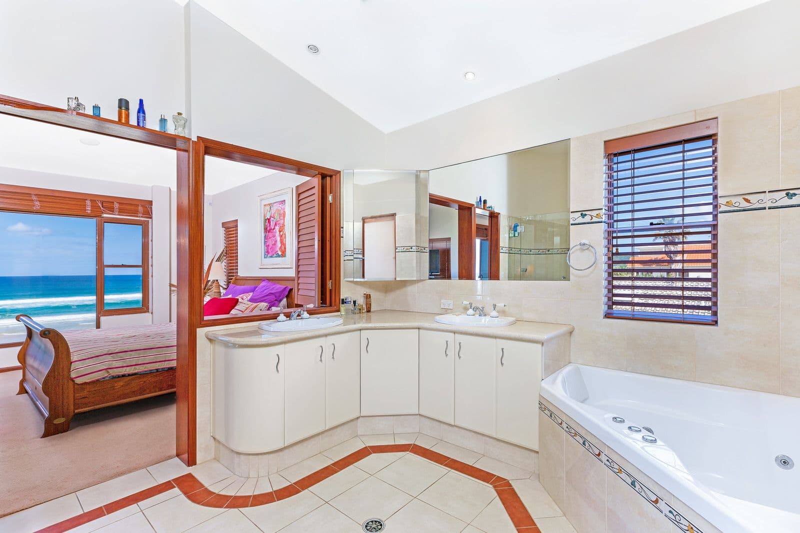 191 Jefferson Lane, Palm Beach QLD 4221, Palm Beach - Thumbnail 8