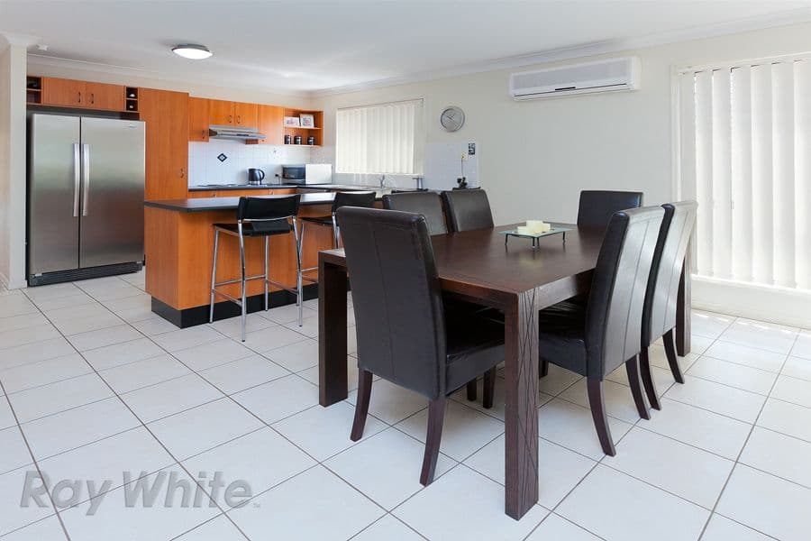 24 Grand South Circuit, SPRINGFIELD LAKES QLD 4300, Springfield Lakes - Thumbnail 2
