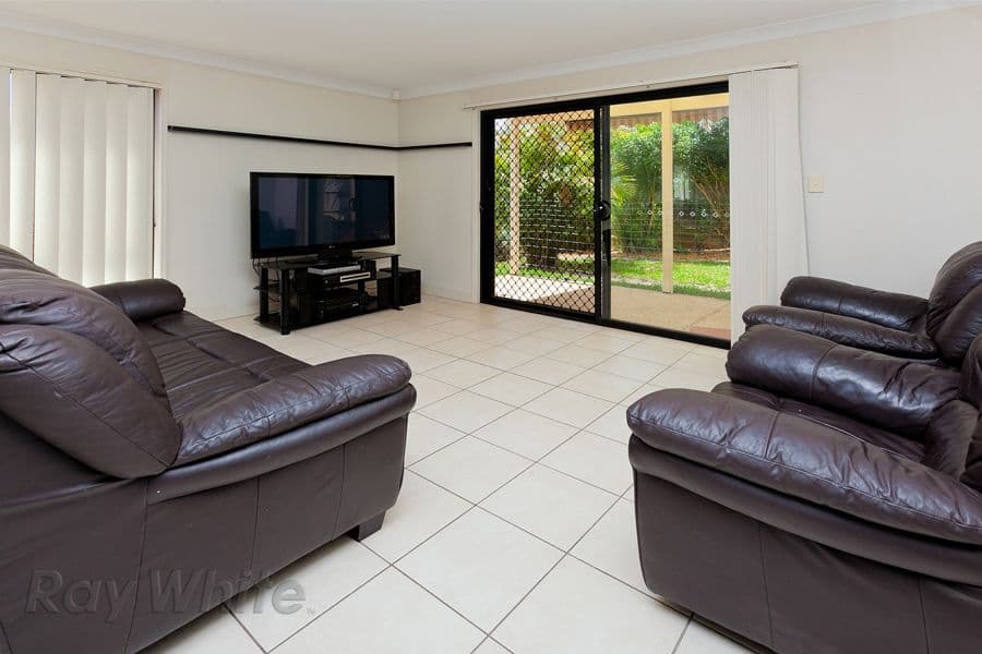24 Grand South Circuit, SPRINGFIELD LAKES QLD 4300, Springfield Lakes - Thumbnail 4