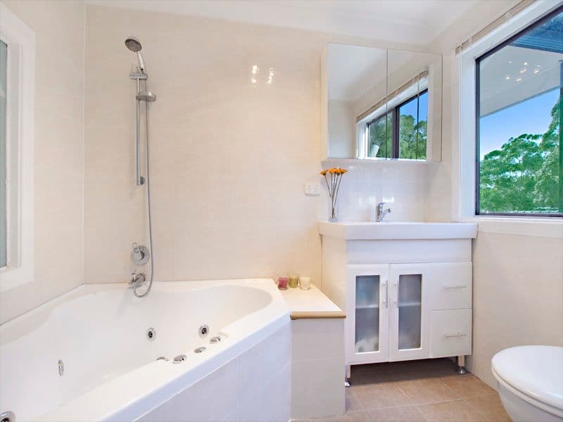7 Gailes Street, SUTHERLAND NSW 2232, Sutherland - Thumbnail 7